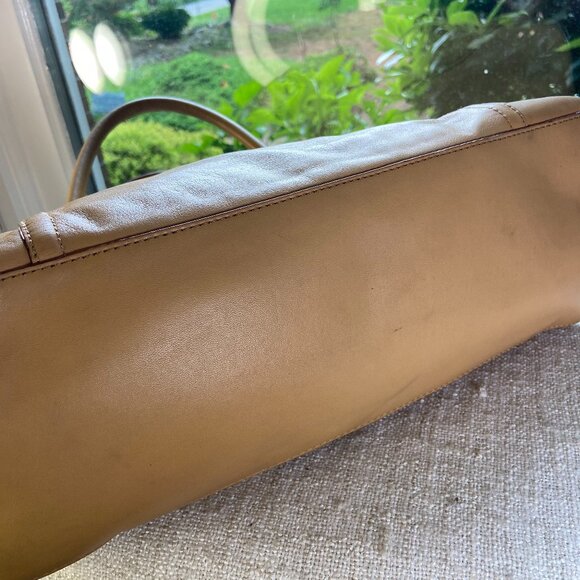 Kate Spade New York Tan buttery soft leather large satchel hand bag - Picture 5 of 9